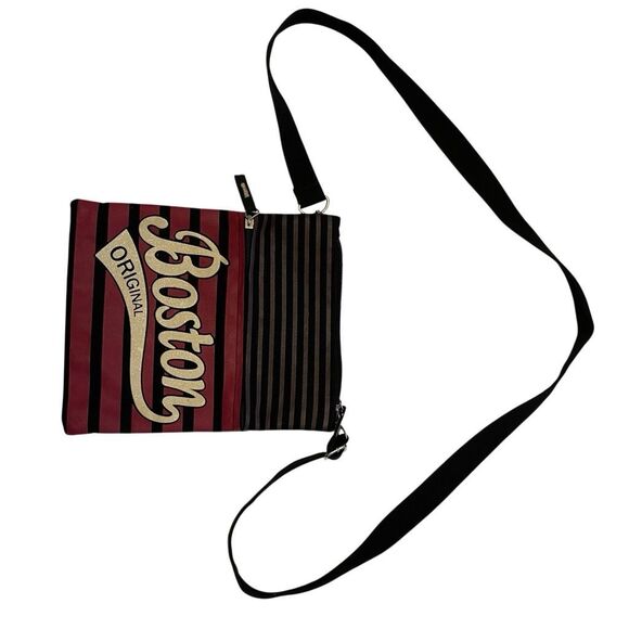 Robin Ruth Crossbody Boston Bag. destination, travel, hobo - Picture 7 of 16